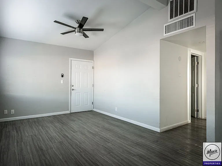 3615 E Coronado Rd #2 — Photo 6