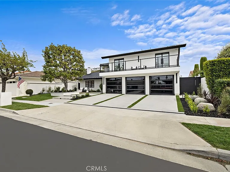 6 Monterey Cir — Photo 3