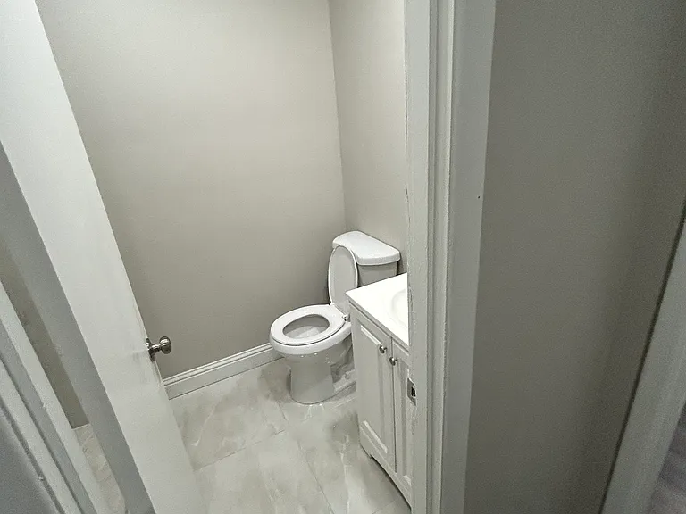2301 Scott St #24 — Photo 12