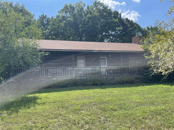 1404 Old Indian Trl, Moneta, VA 24121