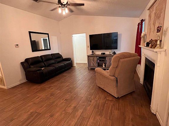 2nd image of 4751 Lanett Dr