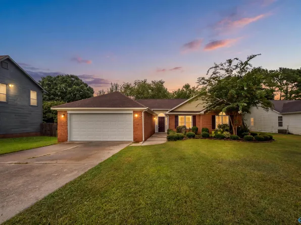 106 Sleepy Hollow Ln, Madison, AL 35758