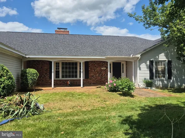7525 Stonewall Jackson Hwy, Front Royal, VA 22630