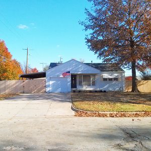 1602 S Drollinger Rd, Wichita, KS, 67218
