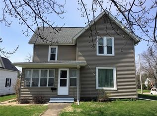 984 6th St, Marion, IA 52302
