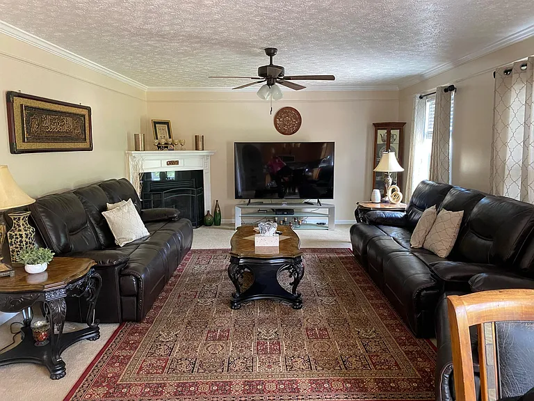 Shawnee Ridge Dr — Photo 5