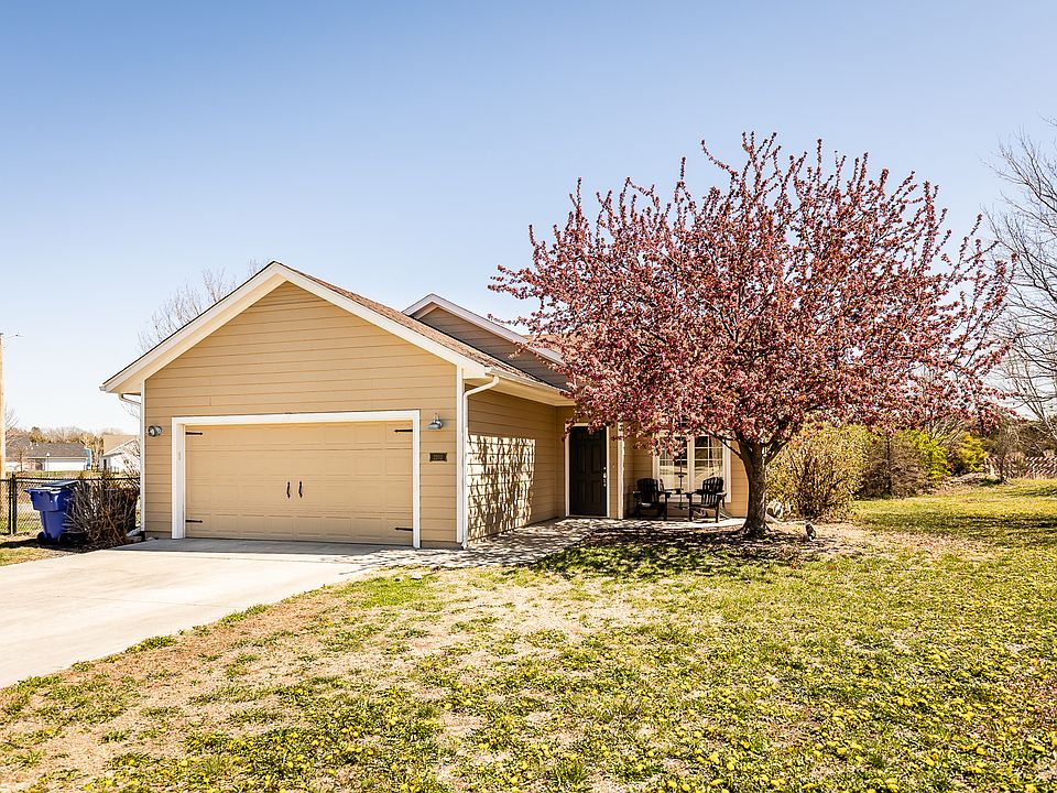 1st image of 2202 Cinder Ct