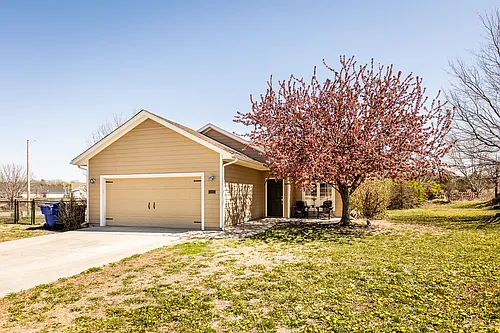 2202 Cinder Ct Photo 1