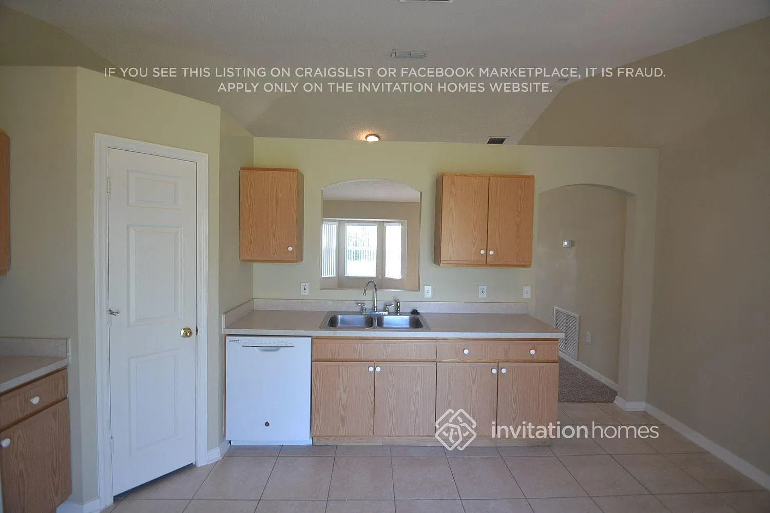 2920 Grayton St Deltona, FL 32738 — Photo 3