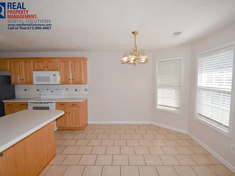 9001 Byler Ct — Photo 6