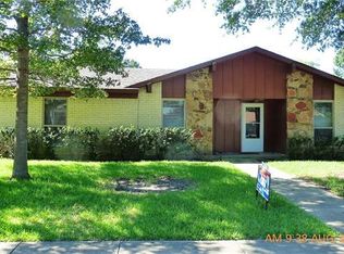 1502 Travis St, Garland, TX 75042