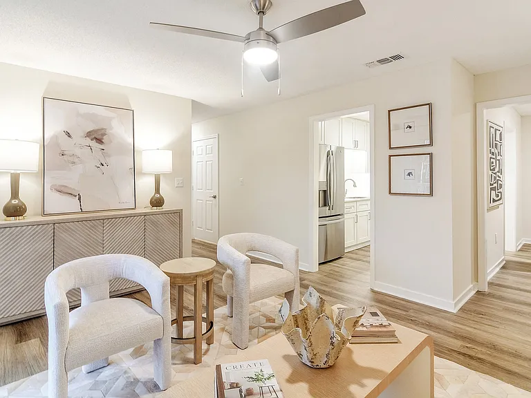 The Oliver Apartment Homes — Photo 6