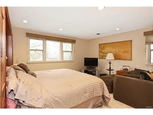 Sold by Douglas Elliman | media 13