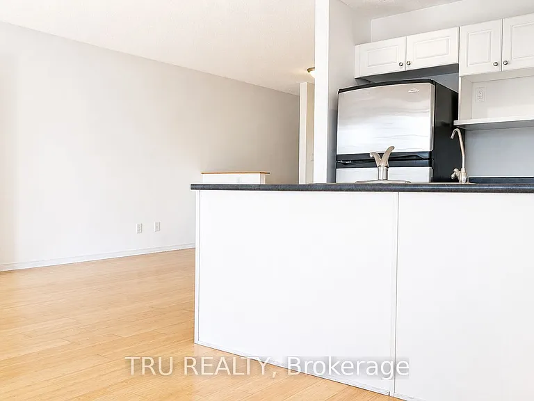 130 Rochester St #2 — Photo 8