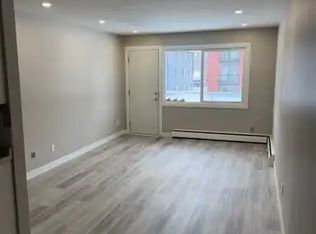 7108 80th Ave NW #202, Edmonton, AB