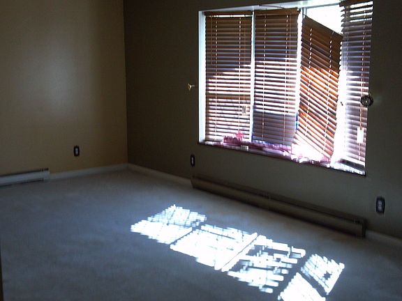 3rd image of 2250 N Glenwood Ave