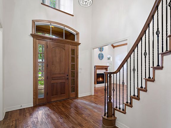 2nd image of 3683 Bentridge Ct