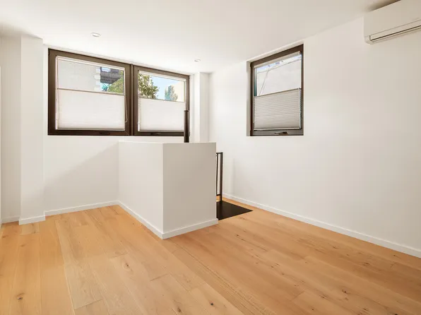 20-48 Steinway Avenue image 2 of 10