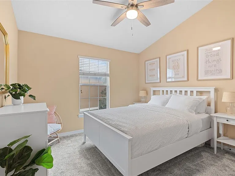 6714 Breezy Palm Dr — Photo 21
