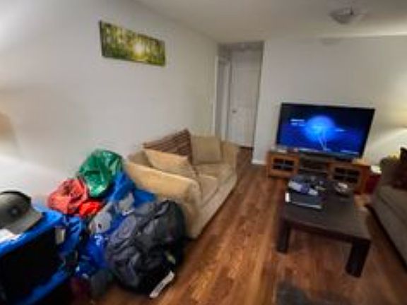 2nd image of 46710 Hudson Rd #B