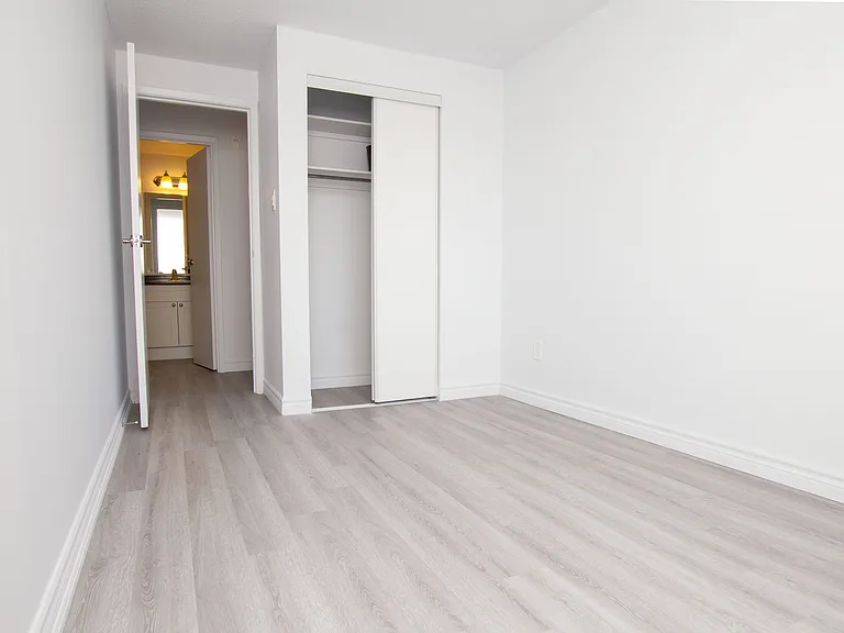 142 Woodside Ave — Photo 13