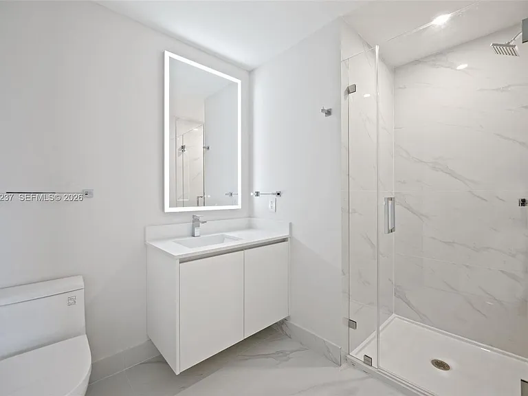 700 NE 24th St #2105 — Photo 13