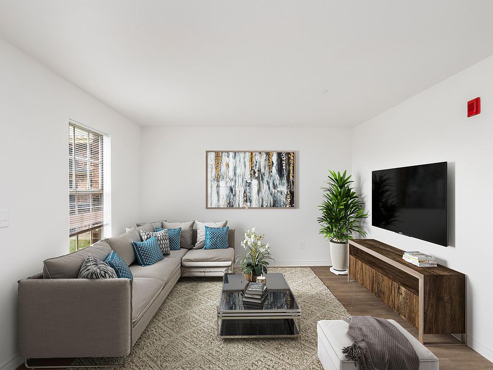 The Oaks Apartments 2400 Fruge St Lake Charles LA Zillow