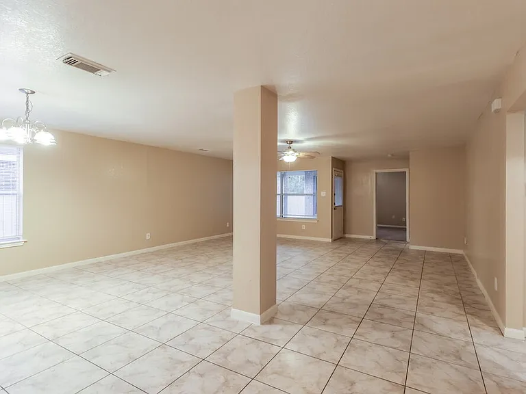 15515 Waverly Dr — Photo 6