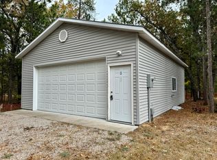 5345 Casey Dr, Indian River, MI 49749