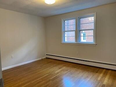 2nd image of 205 High St #1