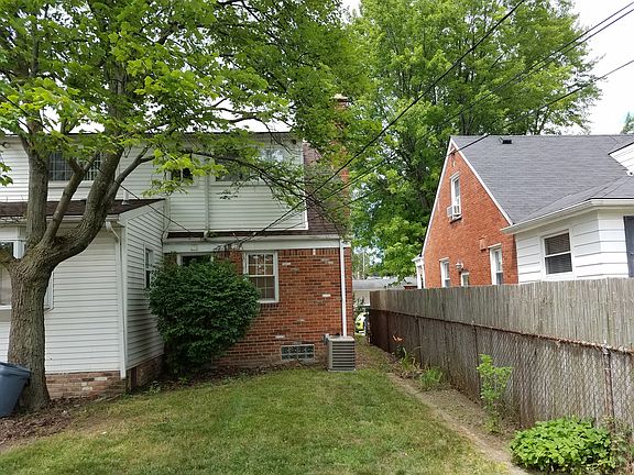 3rd image of 15938 Indian St