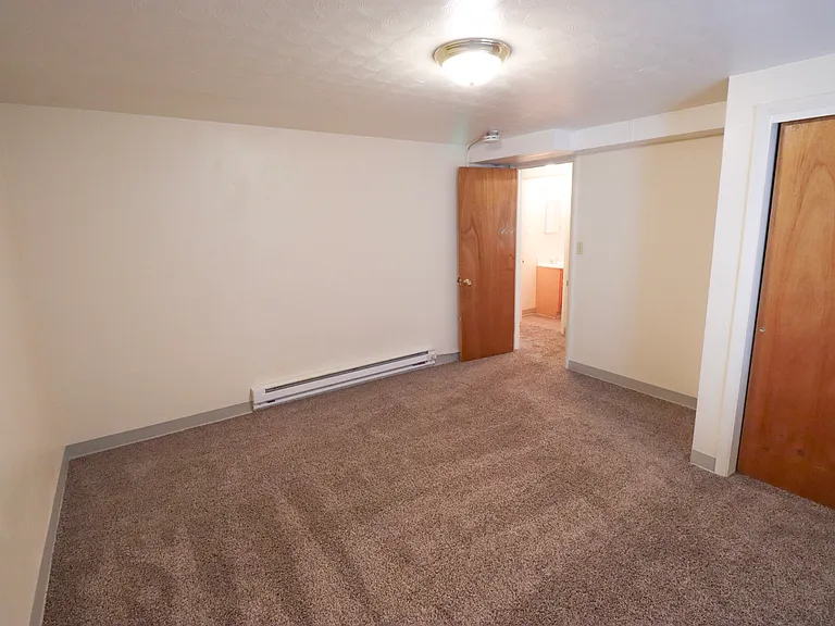 608 Cowan St — Photo 19