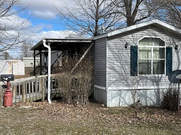 405 E Texas St, Oblong, IL 62449