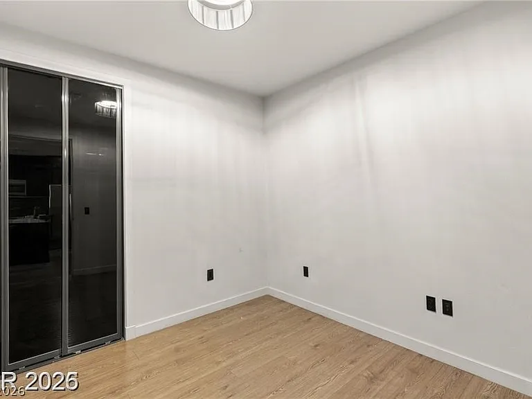 4525 Dean Martin Dr #511 — Photo 23