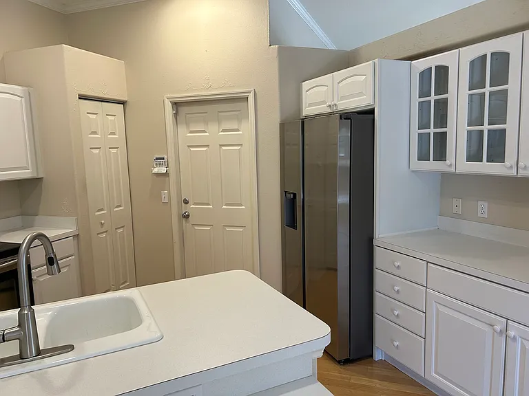 12220 Winding Woods Way — Photo 13