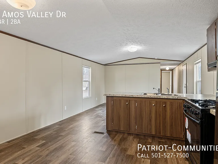 4 Amos Valley Dr — Photo 7