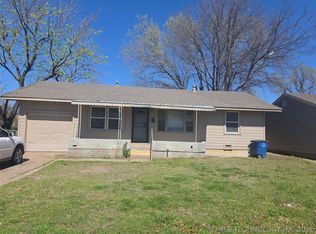 5933 E Latimer St, Tulsa, OK 74115