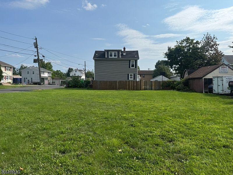 1st image of 682 Jefferson Avenue