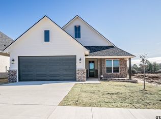 7032 Hillside Ave, Tyler, TX 75707