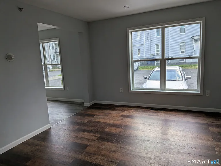 619 Shelton St #1 — Photo 9