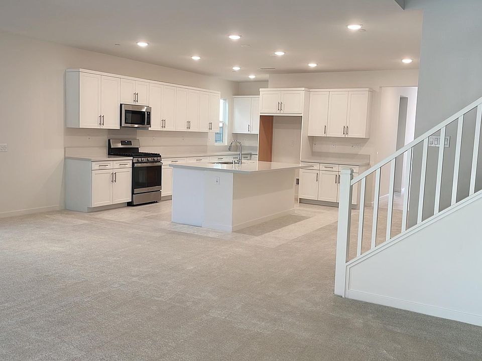 1st image of 2663 Harlow Ln