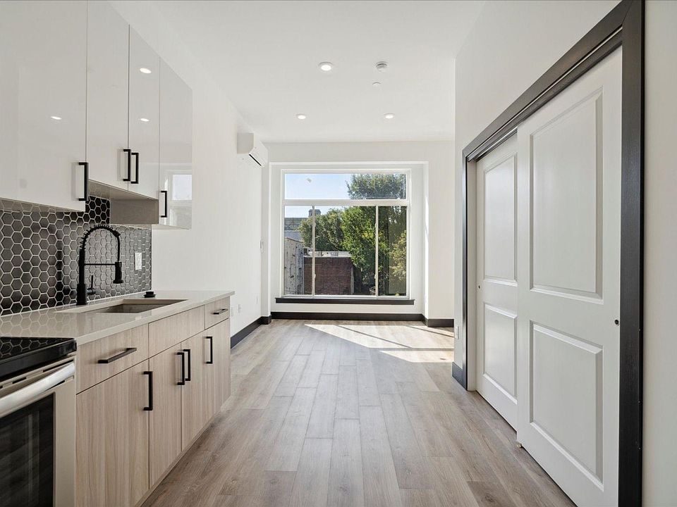 1st image of 305 Callowhill St #B