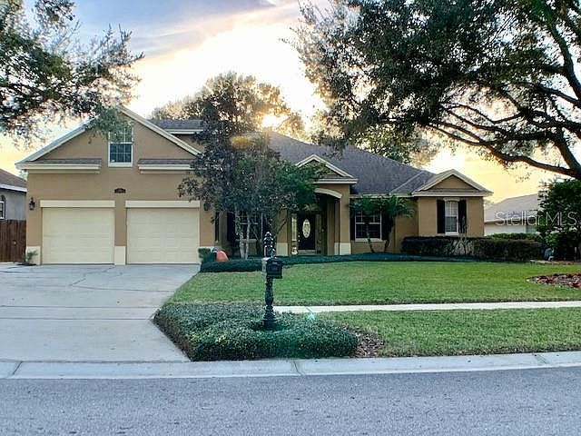 1st image of 658 Majestic Oak Dr