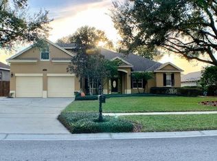 658 Majestic Oak Dr, Apopka, FL 32712