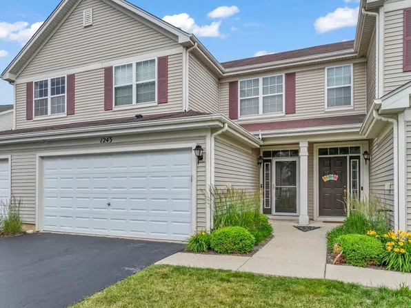 1243 Waverly Dr, Volo, IL 60020