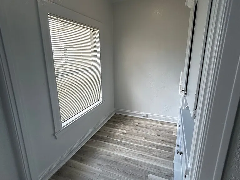 The Blackstone Apartments — Photo 14