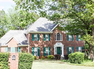 1120 Kelvington Way, Lilburn, GA 30047
