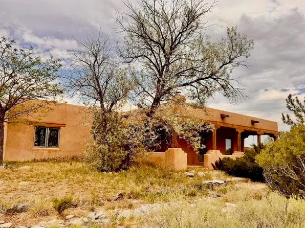 5 Arbolito Lane, El Prado, NM 87529