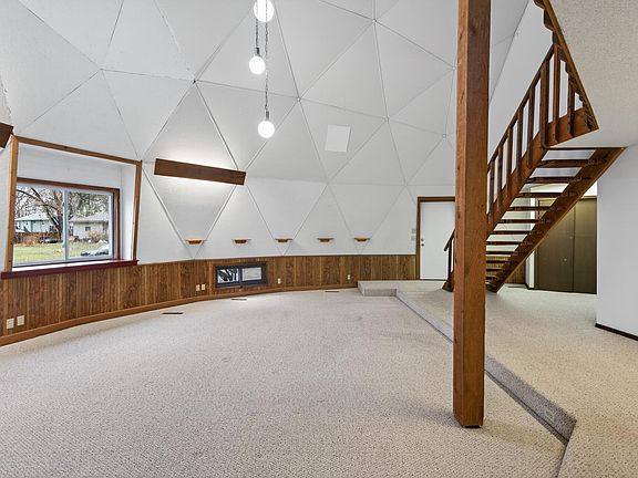 4th image of 5444 Prospect Ave