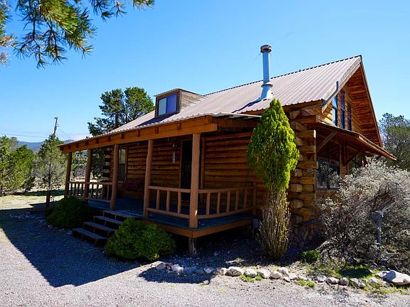 2nd image of 83 Cottonwood Canyon Rd